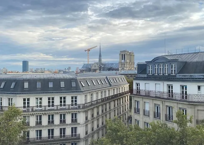 Victoria - Centre De * París